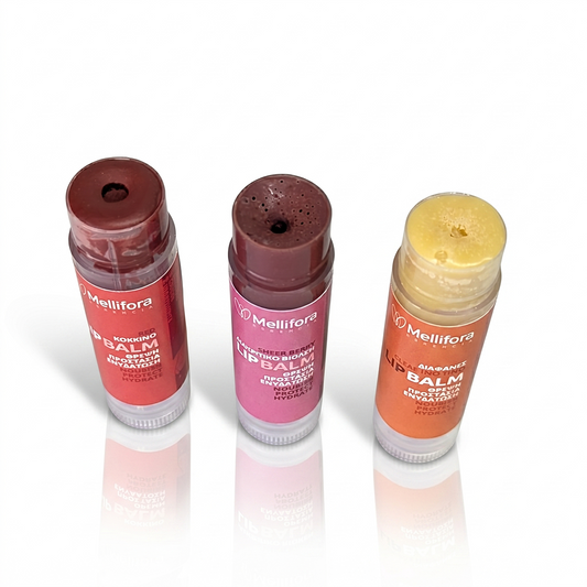 σετ lip balm σε τρία χρώματα διαφανές διακριτικό και κόκκινο